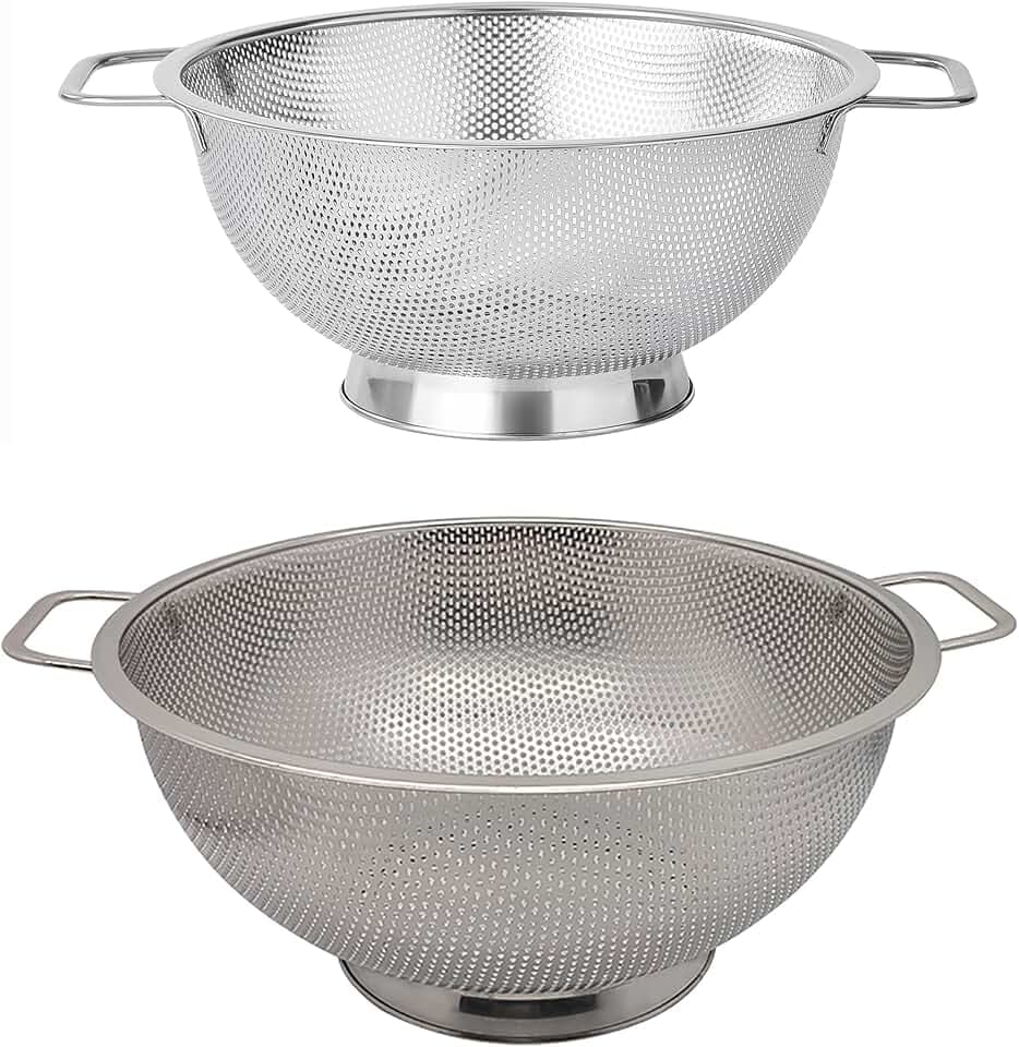 Fox Run Large Colander Set, Set of 2 Stainless Steel Kitchen Strainers with Handles, Includes a 5 Quart and a 3 Quart Pasta Strainer