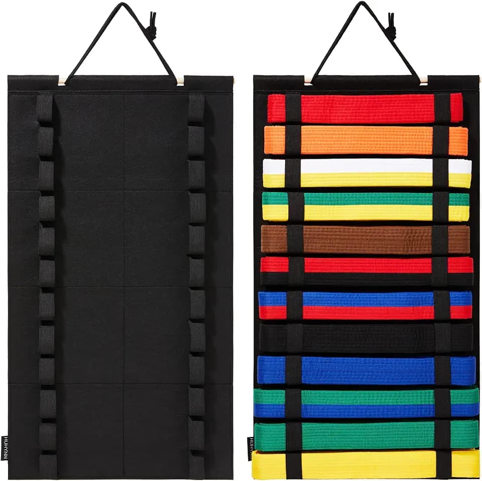 Martial Arts Belts Organizer, Hanging Karate Belt Display Holds 12 Karate Belts for Martial Arts Learners(No Accessories Included)