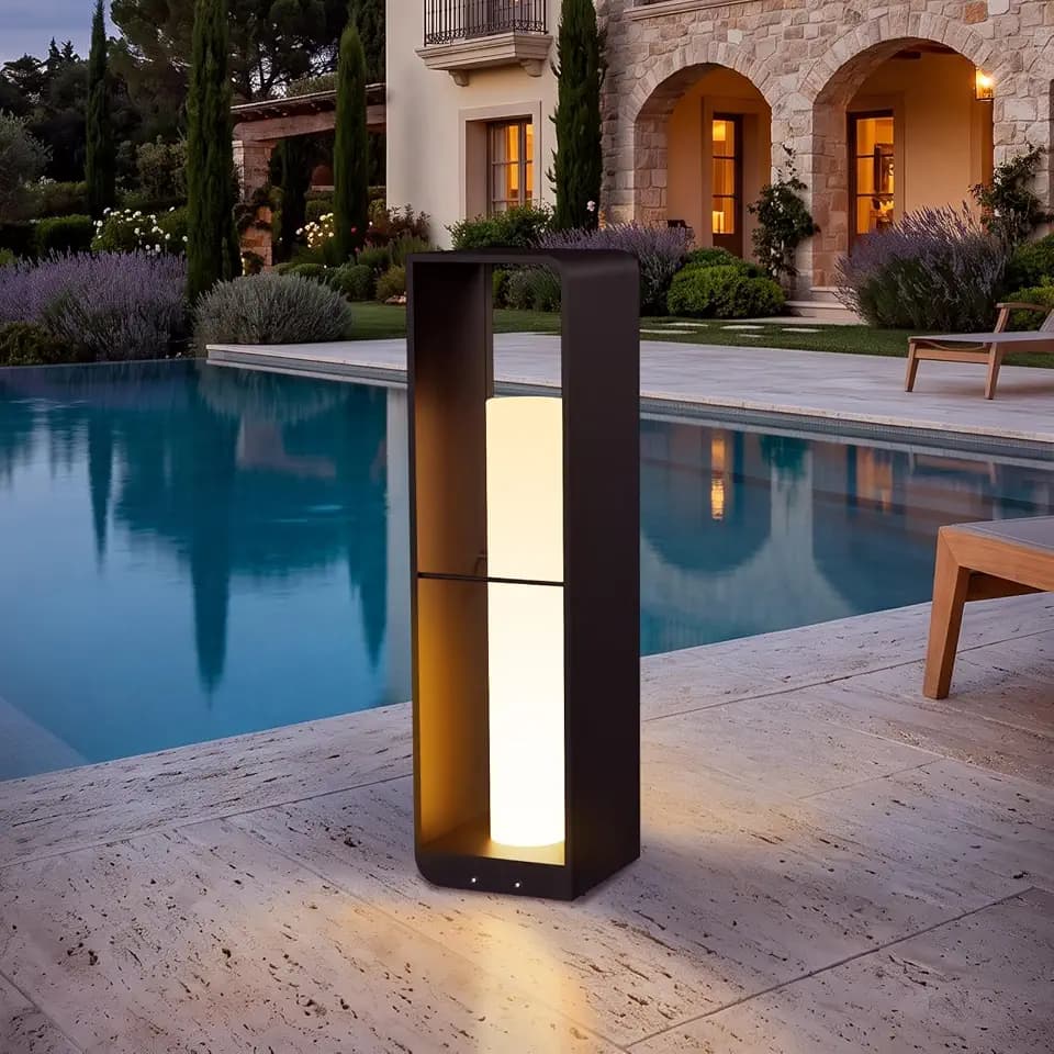 18.89″ Solar Lanterns Outdoor Waterproof, 3000K LED Floor Lamp