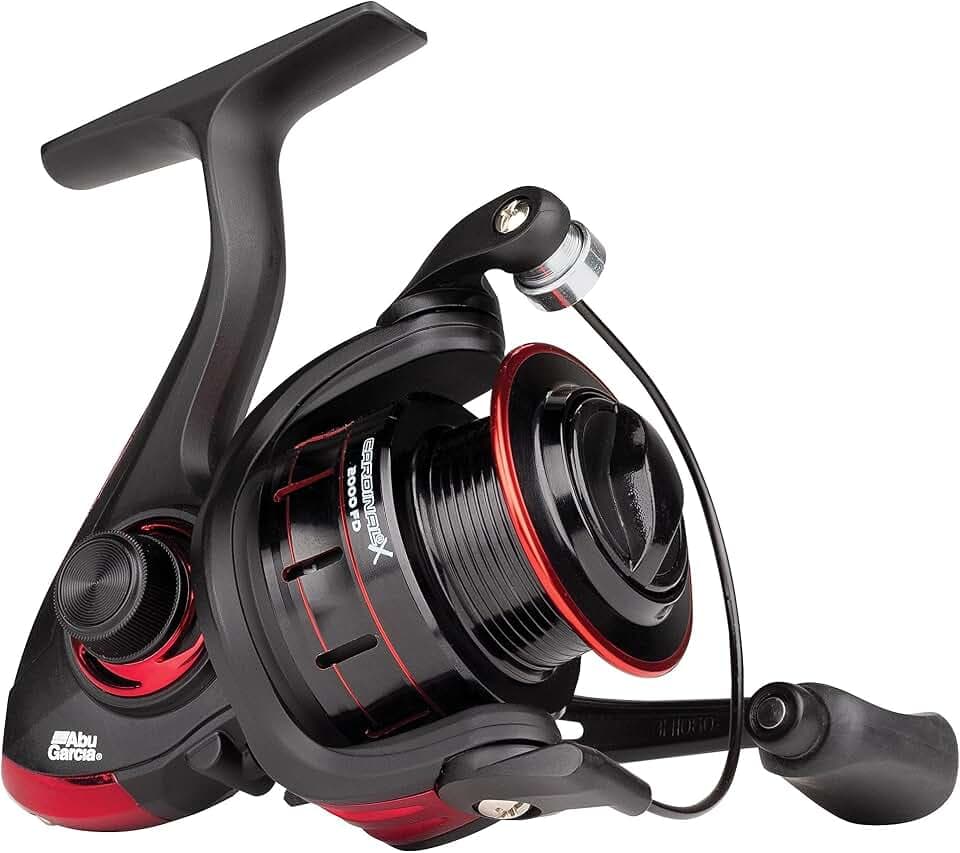 Abu Garcia Cardinal X Spinnrolle; Hochleistungsrolle für das Angeln mit Raubfischködern im Süßwasser, ideal für die Jagd auf Forelle, Barsch, Hecht und Lachs, Unisex, schwarz/rot, verschiedene Größen