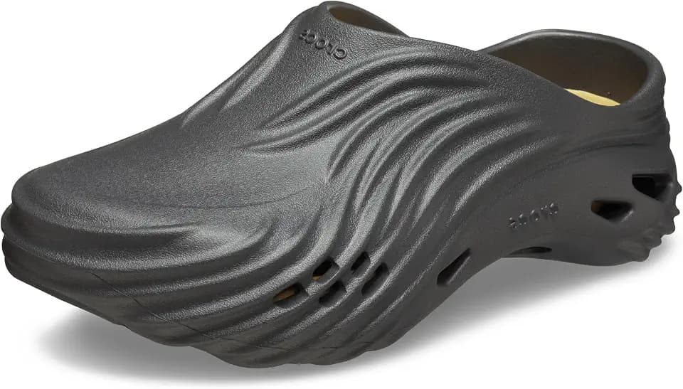 Crocs Unisex-Adult Echo Wave Clogs