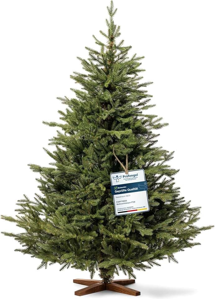 FAIRYTREES Weihnachtsbaum künstlich 220cm Nordmanntanne Exklusiv 100% PE| Tannenbaum Holzständer | Made in EU | Christbaum künstlich mit Naturgetreue Spritzguss Elemente