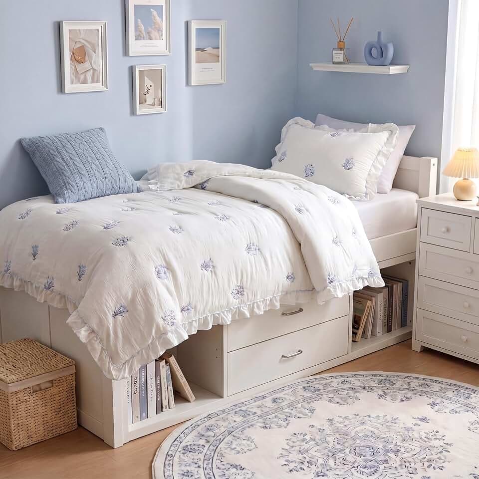 Intelligent Design Floral Ruffle Ultra Soft Blue Twin Quilt Set, 2pc