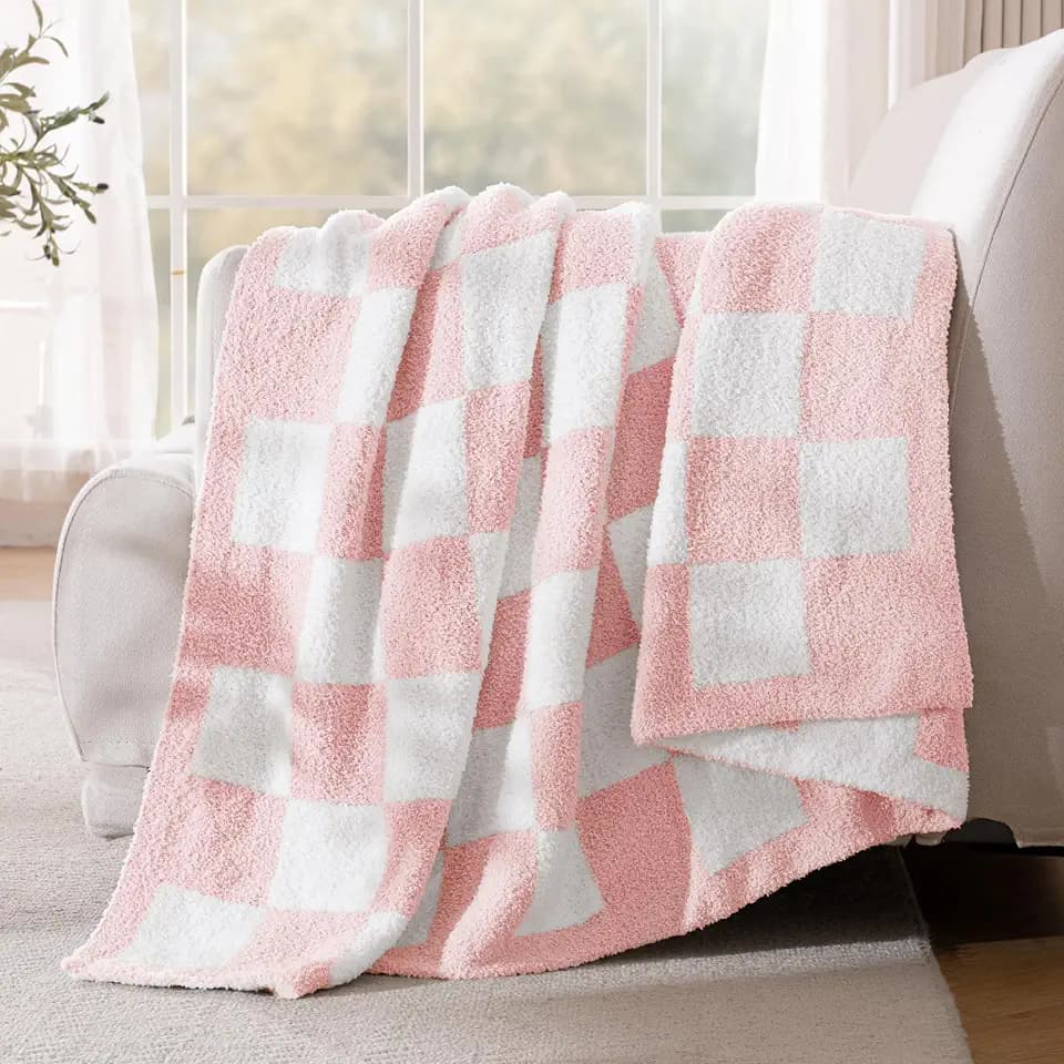 Exclusivo Mezcla Checkered Knit Throw Blanket for Couch, Pink