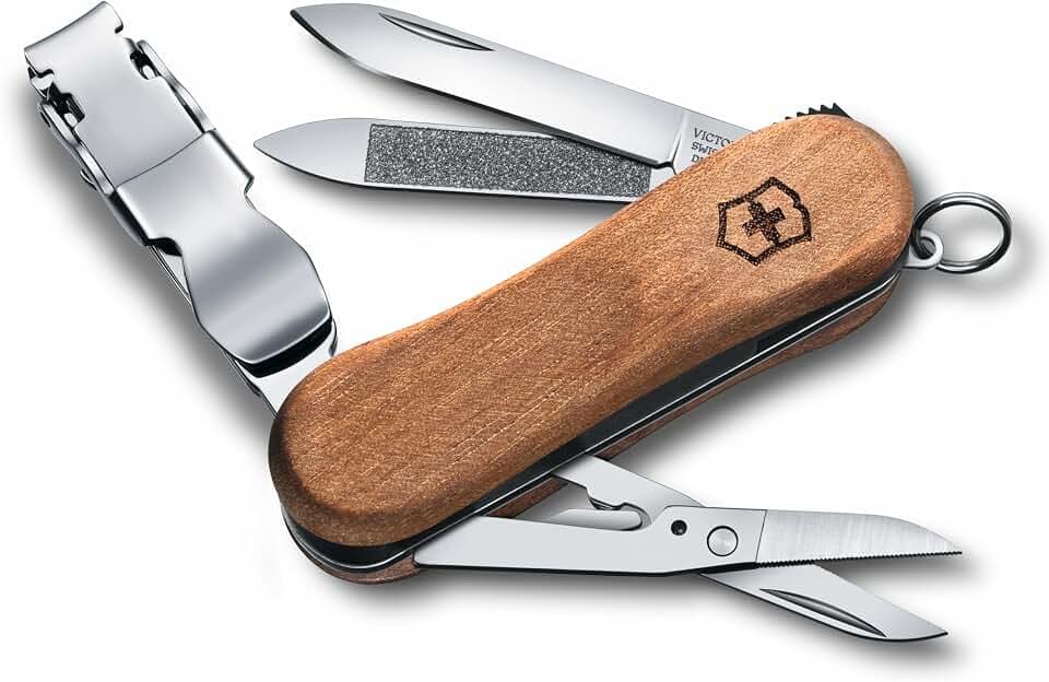 Victorinox Schweizer Taschenmesser, Nail Clip 580, Multitool, Maniküre, Pediküre, 8 Funktionen, Kleine Klinge, Nagelfeile, Rot