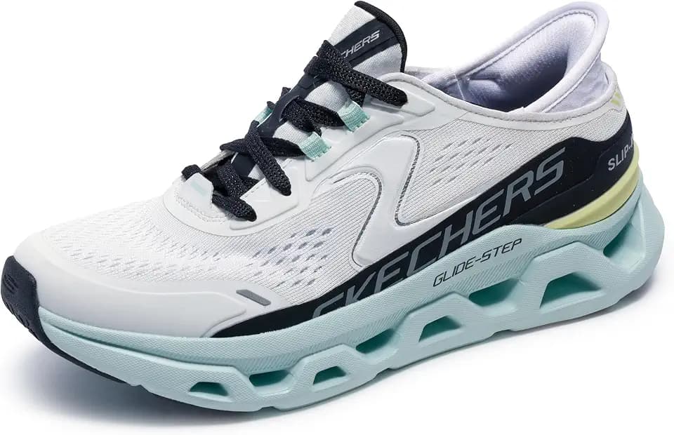 Skechers Women's Glide-Step Altus Sneaker