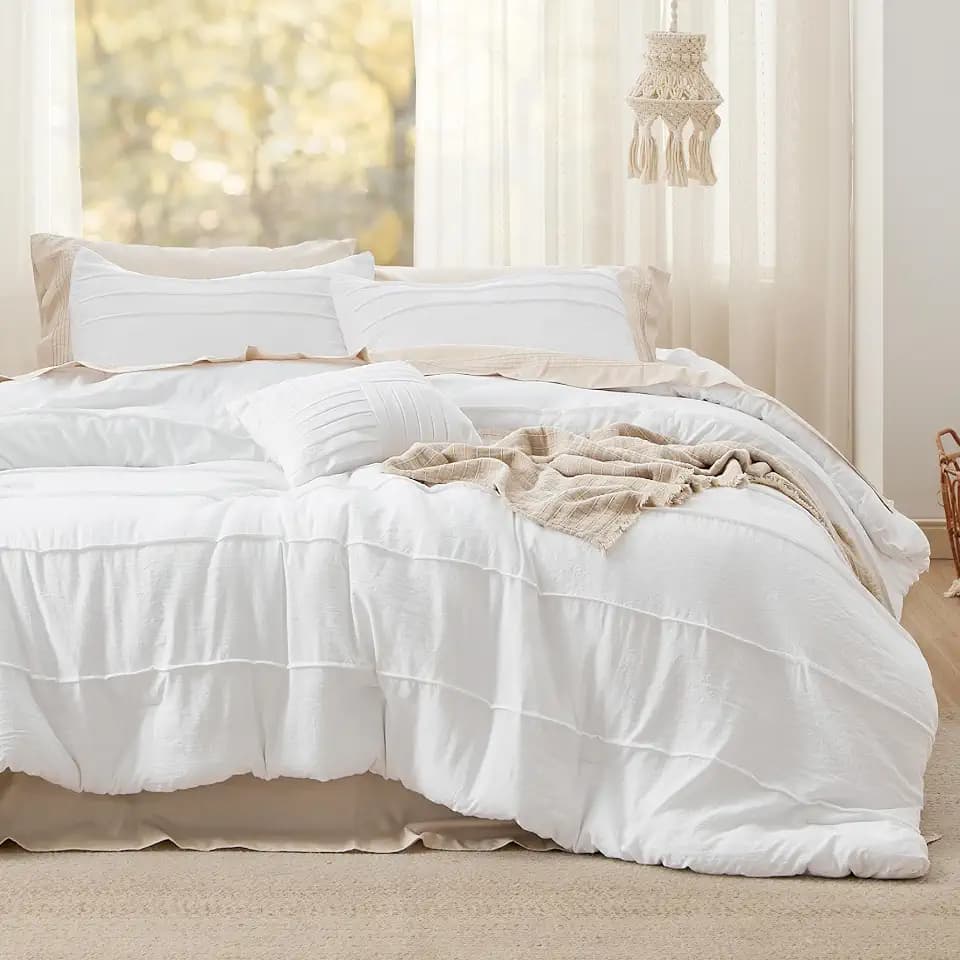 Bedsure Twin-XL Comforter Set 3 Piece, White Boho, Pinch Pleat, All-Season