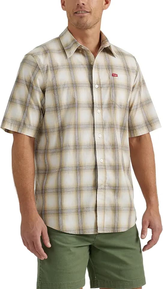 Wrangler Authentics Men's Short Sleeve Classic Plaid Shirt