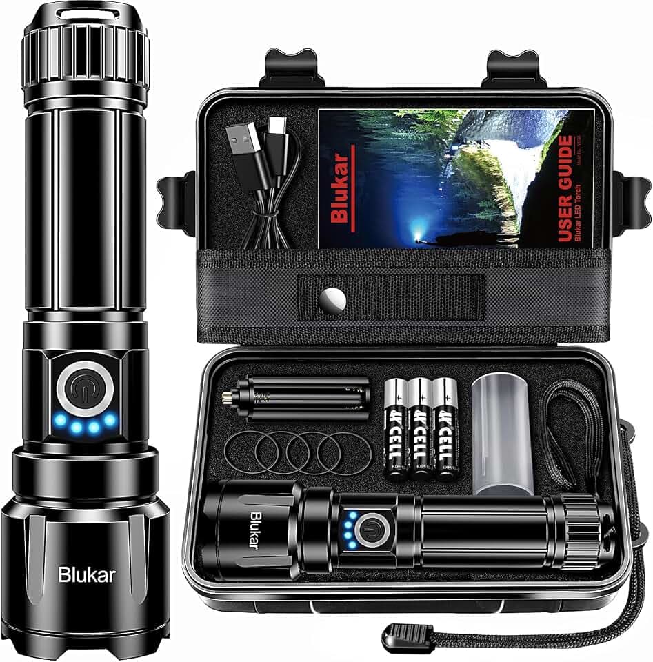 Blukar Taschenlampe LED Aufladbar, Extrem Hell Zoombar Taschenlampen | Hohe Helligkeit, 5 Lichtmodi,Starke, IP67 Wasserdichte Flashlight Torch für Camping, Wandern, Outdoor, Angeln, Notfäll