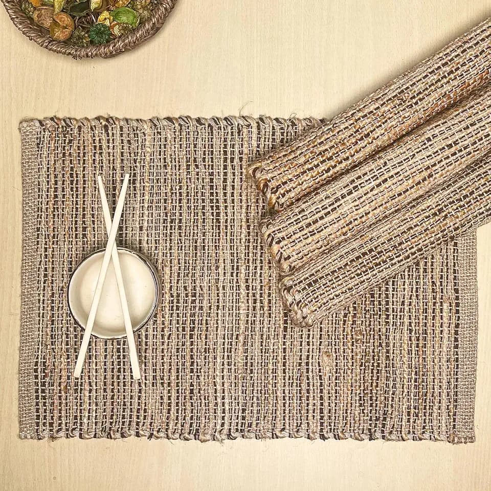 Chardin Home Natural Jute & Brown Placemats, Set of 4 – Rustic Handmade Boho Table Mats, 13x19 Inch Dining Table Placemats for Kitchen, Everyday Meals, Holidays, Farmhouse or Modern Table Décor