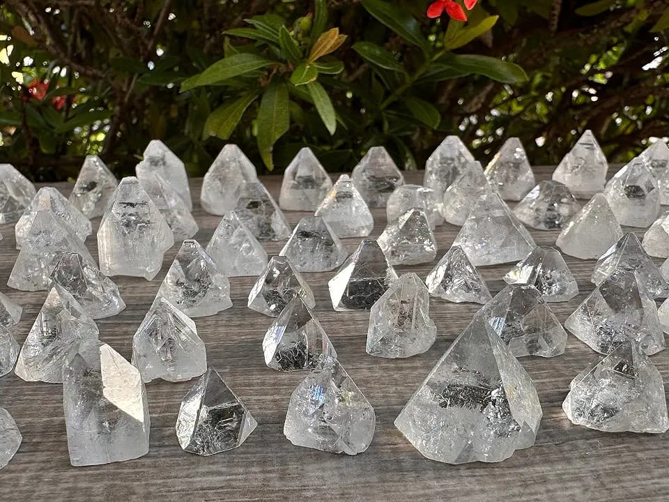 GAF TREASURES Apophyllite Tips, Apophyllite Point, Apophyllite Pyramid, Some with Rainbow Inclusions, Raw Crystals and Stones (2 oz)