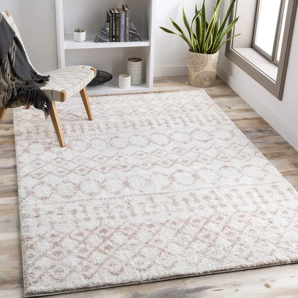Livabliss Anita Bohemian Shag Area Rug,5'3" x 7'3", Cream/Pale Pink