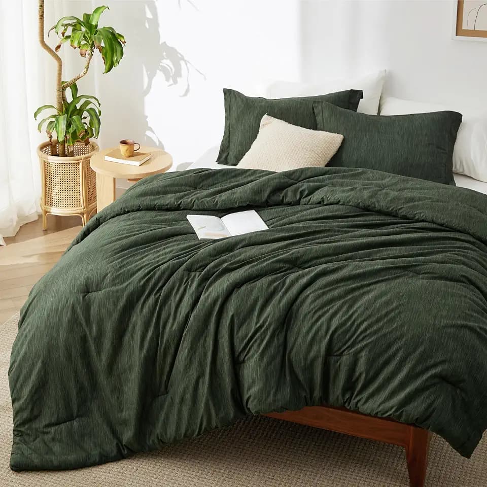 Bedsure Olive Green Queen Comforter Set, Cationic Dyed Bedding Set 3 Pcs