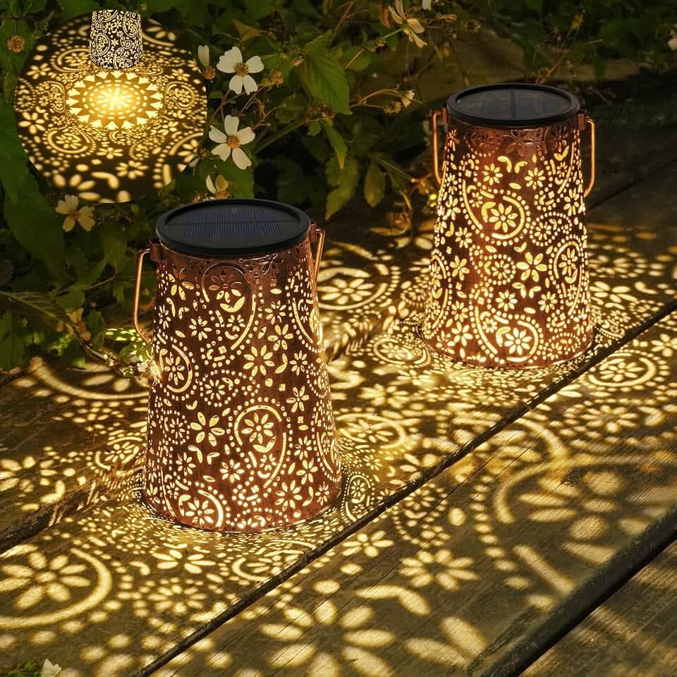 JOYCREATOR 2 Stück Solarlaterne für Außen Wasserdicht, Paisley Solar Laternen für Draußen Hängend, Metall Deko Solarlampen für Außen Garten für Terrasse Patio Baum Rasen Vintage