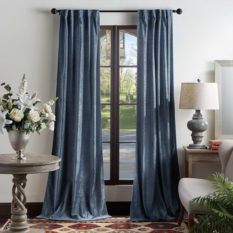 Martha Stewart Neapel Chenille-Vorhang mit Schlaufen, 213,4 cm, Marineblau