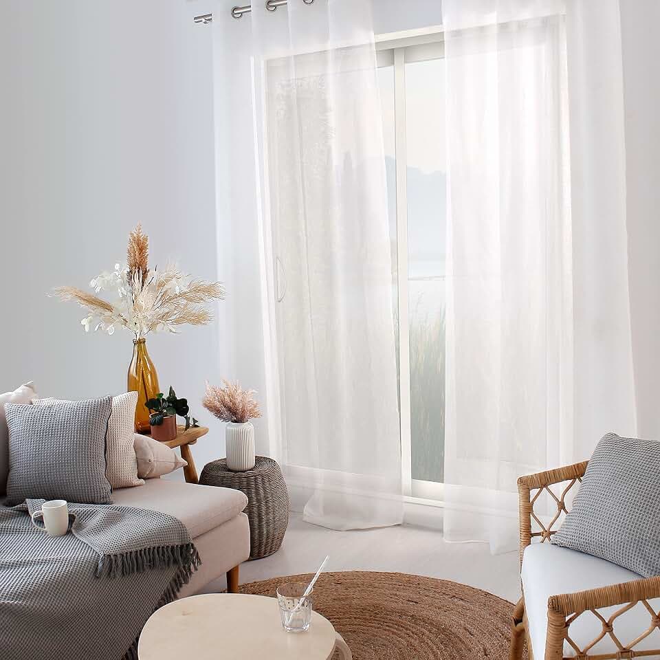 Vorhang mit Ösen, 140 x 240 cm, Weiß, Leineneffekt, schützt vor Außenblicken, für Wohnzimmer, Haus, Schlafzimmer, Fenster, Innenvorhänge halbtransparent, Kollektion Maya, Enjoy Home