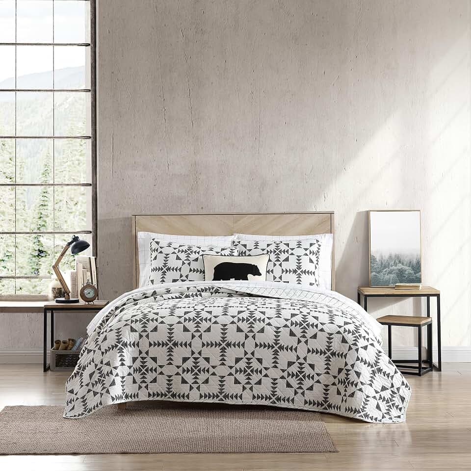 Eddie Bauer - Queen Reversible 100% Cotton Quilt Sets with Shams
