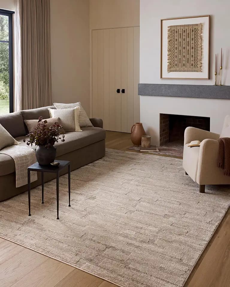 Loloi Amber Lewis Monty Collection MOT-04 Taupe/Beige 4'-0" x 6'-0", .50" Pile Height, Accent Rug