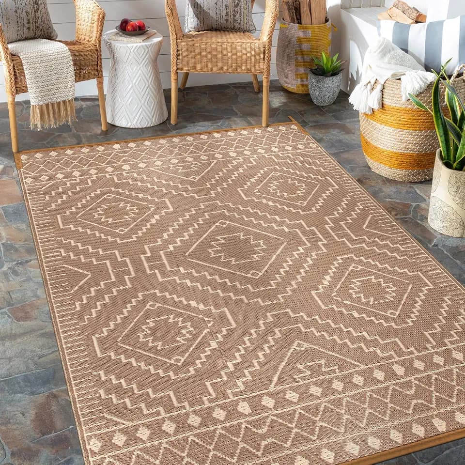 Wonnitar Waterproof Outdoor Rug 5x8, Reversible Plastic Straw RV Rug for Camping, Outside Patio Area Rug, Indoor Outdoor Portable Mat for Picnic Backyard Balcony Deck Decor (Beige & Brown,5'x8')