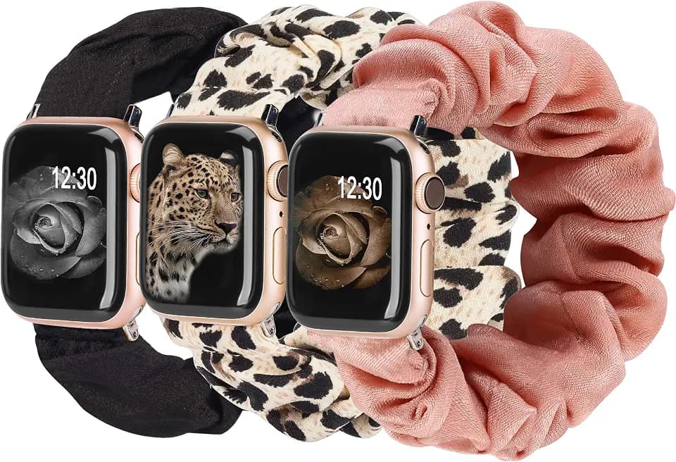 Wearlizer 4 Stück Kompatibel mit Apple Watch Armband Scrunchie Weich Tuch 38mm 40mm 41mm 42mm 44mm 45mm Süße Gedruckte Uhrenbänder Frauen Dehnbares Armband für iWatch 7/SE/6/5/4/3/2/1