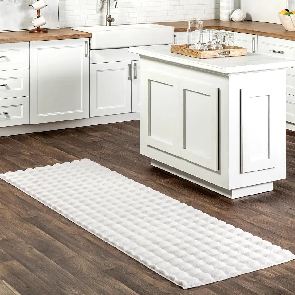 nuLOOM Jeni Off White Checkered Washable Runner Rug, 2' x 6'
