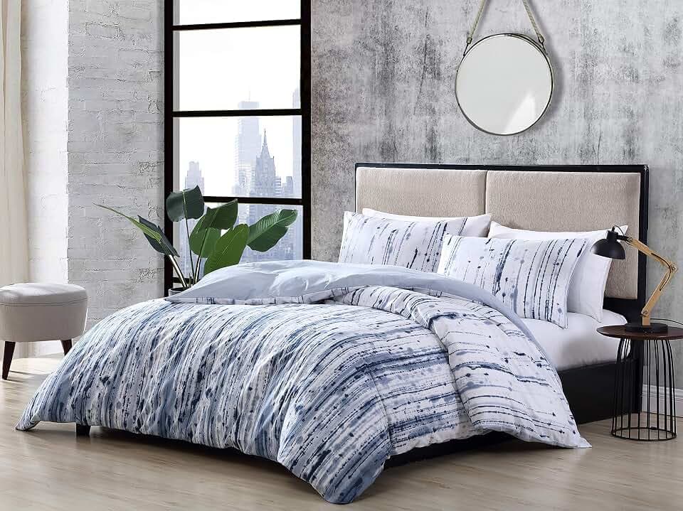 City Scene - Queen Size Comforter Set with Matching Shams