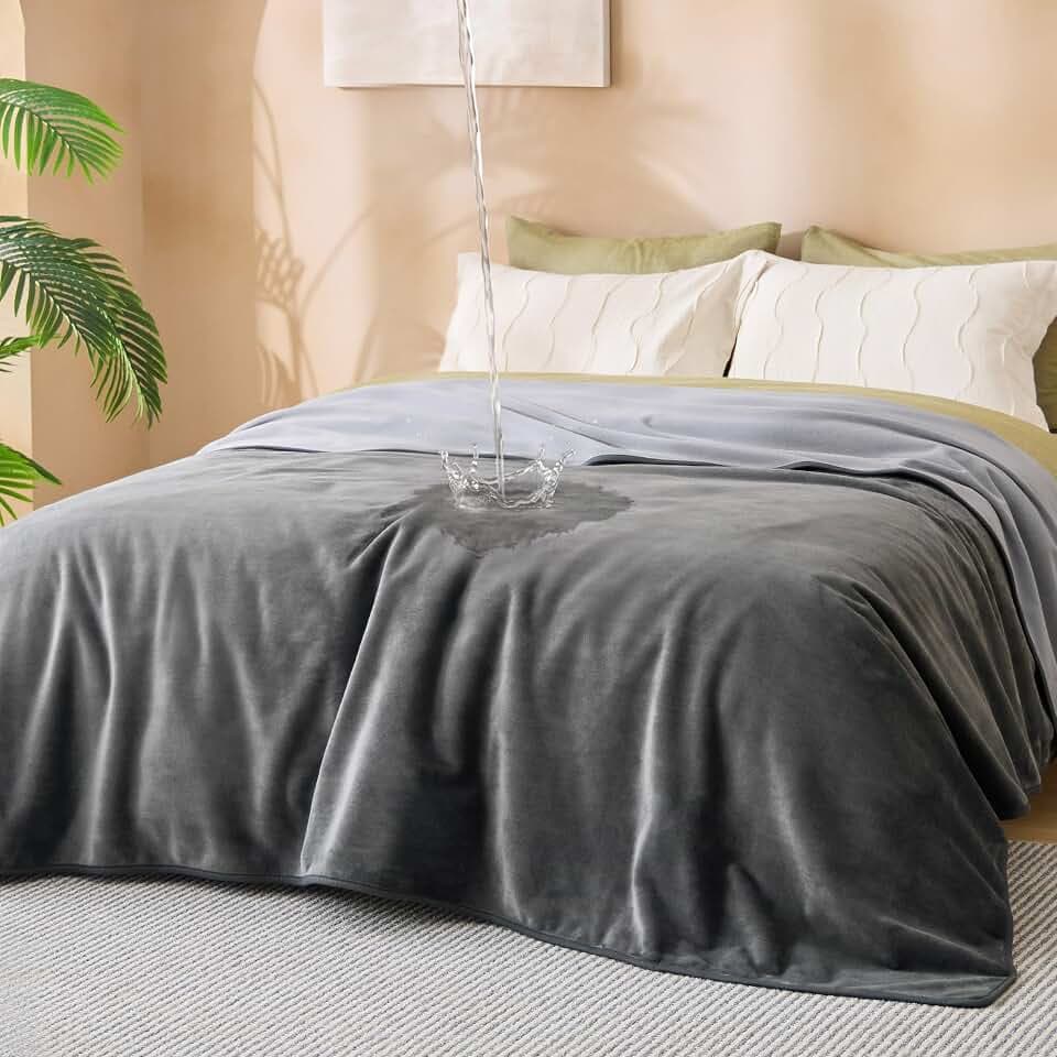Bedsure Waterproof Blanket for Bed Soft Flannel Fleece,King 86"x108" Grey