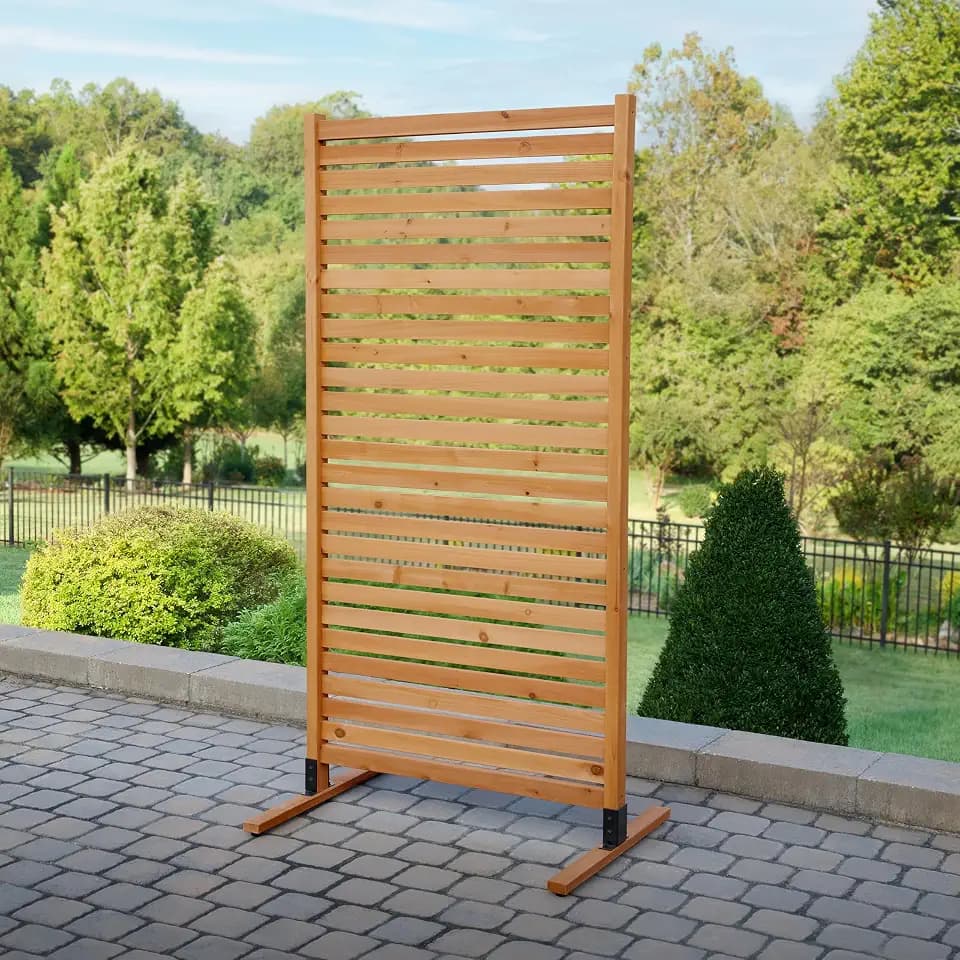 Enclo Slatted Freestanding/Surface Mounted Privacy Screen, Cedar Wood