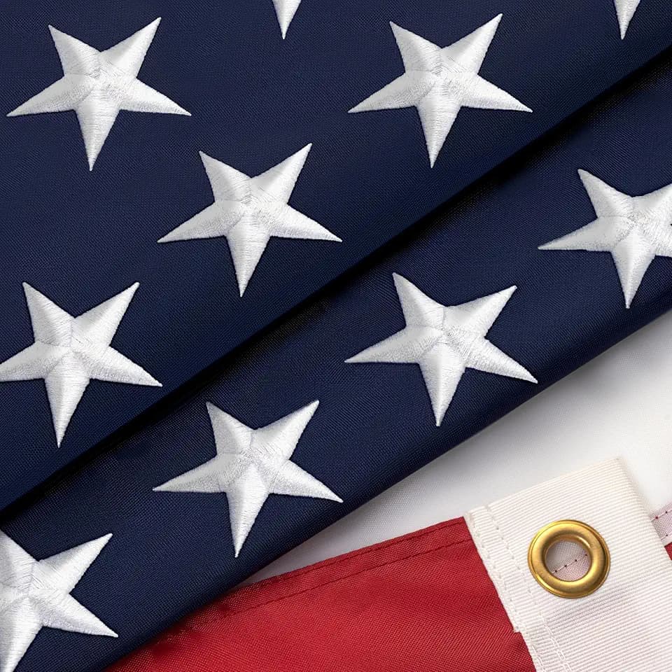 AOKIIE 4x6Ft American Flags for Outside, Heavy Duty Nylon US Flag TearProof