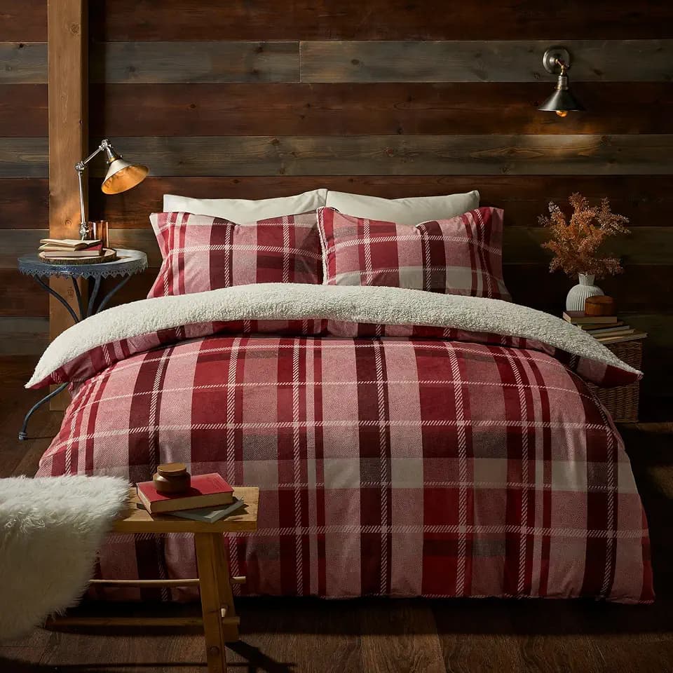 Fusion Strata Red Check Fleece Duvet Cover - Double Size (200 x 200cm) - Reversible Tartan Design - Burgundy Biber Bedding - Teddy Bear & White Fleece Quilt Cover