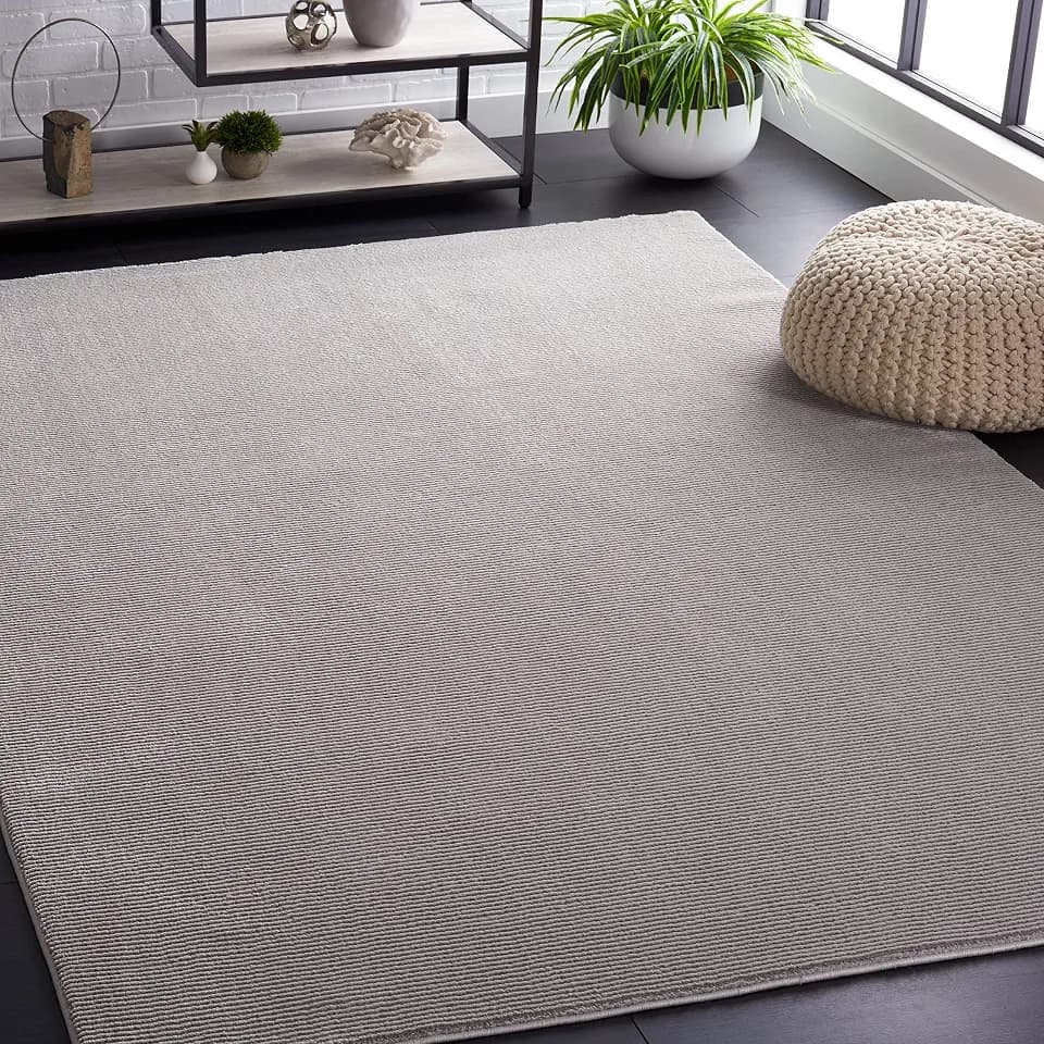 SAFAVIEH Revive Collection Accent Rug - 4' x 6', Grey, Solid Design, Non-Shedding & Easy Care, Ideal for High Traffic Areas in Entryway, Living Room, Bedroom (REV102F)