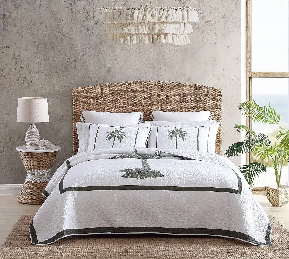 Tommy Bahama - King Quilt Set with Shams, Lightweight Bedding