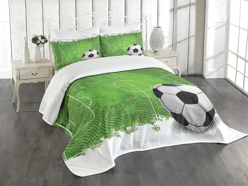 ABAKUHAUS Fußball Tagesdecke Set, Grunge Fußball Design, Set mit Kissenbezügen Sommerdecke, für Einzelbetten 170 x 220 cm,Weiß Schwarz Grün
