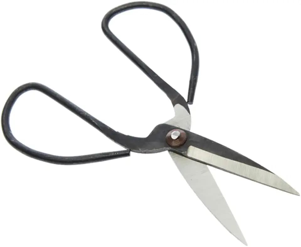 SE Chinese Scissors with Super Sharp Edges Suitable for Embroidery, sewing, Craft, Art Work, and Everyday Usage (6-Inch)