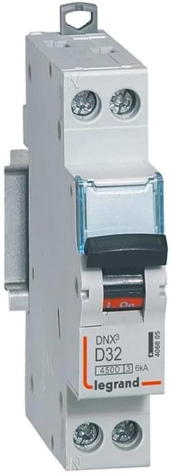 Legrand 406805 Dnx³4500 6kA Leitungsschutzschalter Phase + Neutral Eingang und Ausgang Schraubklemme, 1P+N, 230 V, 32 A, Kurve D, 1 Modul