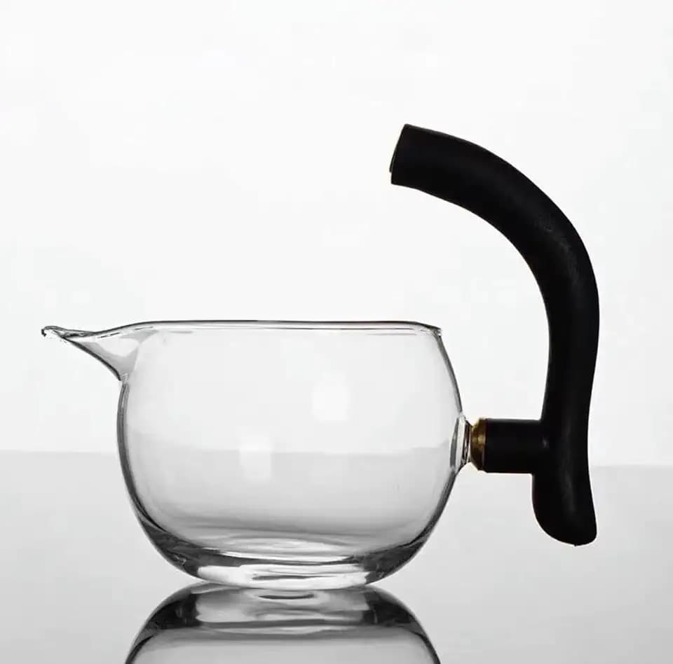 Magnetic Glass Tea Pot Parts Accessories, Heat Resistant Tea Set, Lazy Kungfu Drip Teapot, Suitable for Magnetic Water Flow Glass Teapot (Black Handle Gong Cup)
