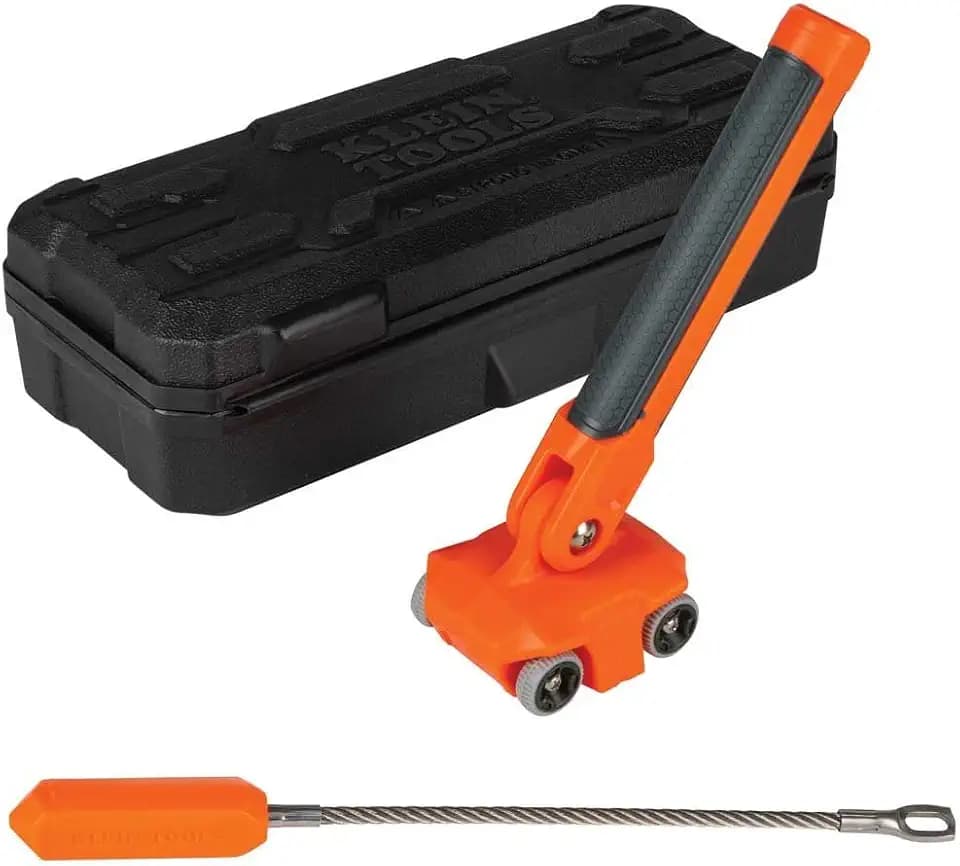 Klein Tools 50611 Magnetic Wire Puller, Pulls Electrical Wire Behind Walls/Tight Spaces, Stainless-Steel Leader, Cable Pulling, Rare Magnet