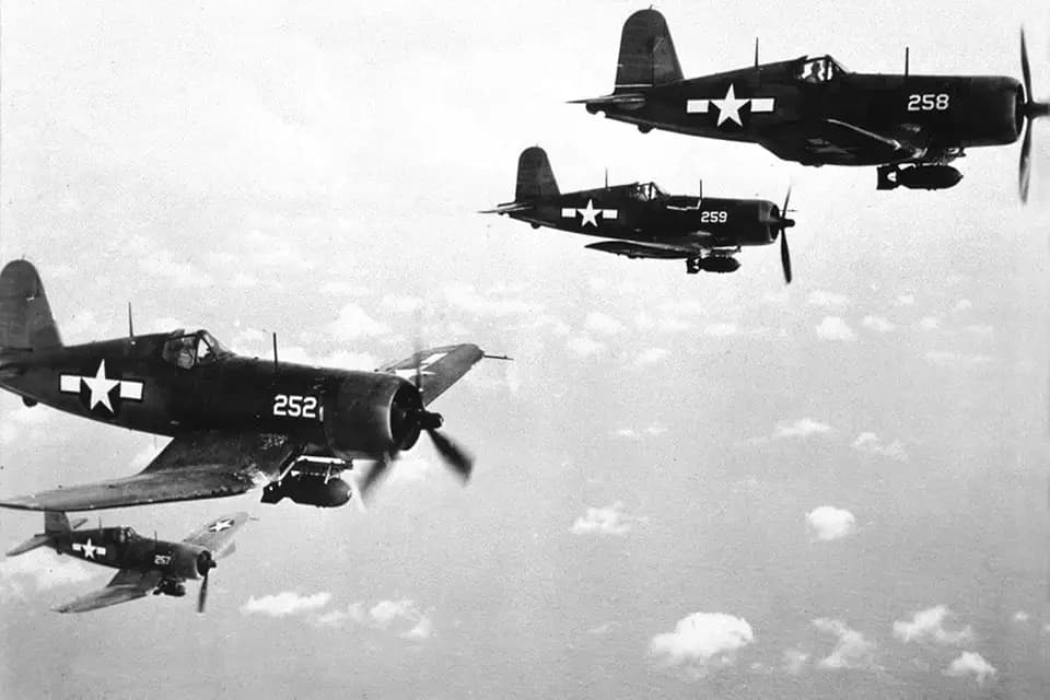 ART.COM Wall Photo F4U Corsair Planes, Us Airforce, Used from 1943, 24" x 16"