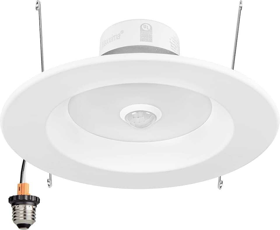 Maxxima 5" & 6" Retrofit LED PIR Motion Sensor Downlight 1300 Lumens, 5 CCT