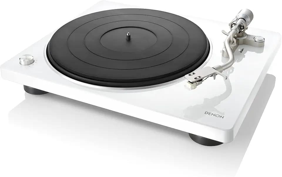Denon DP400BKEM Plattenspieler (Riemenantrieb, Tonarmlift, eingebauter Vorverstärker, S-Tonarm) Weiß DP400WTEM