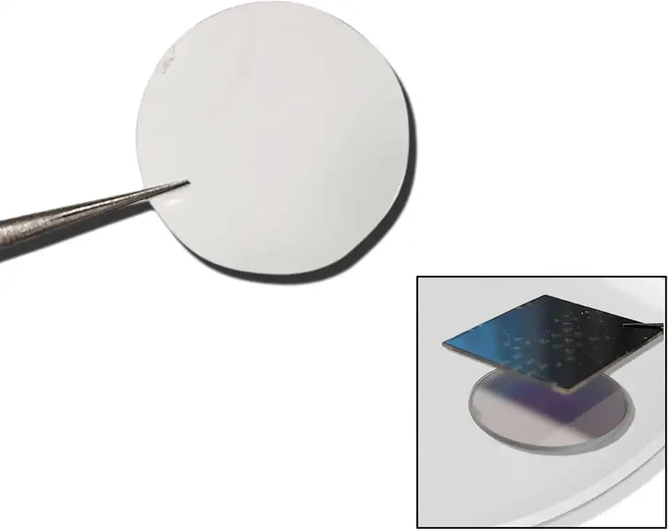 Sticky Pad by PYBLab : Attachable Sticky Pad to Immobilize Lab Samples, Film Used in Wafer Processing is Applied (Diameter 10 mm)