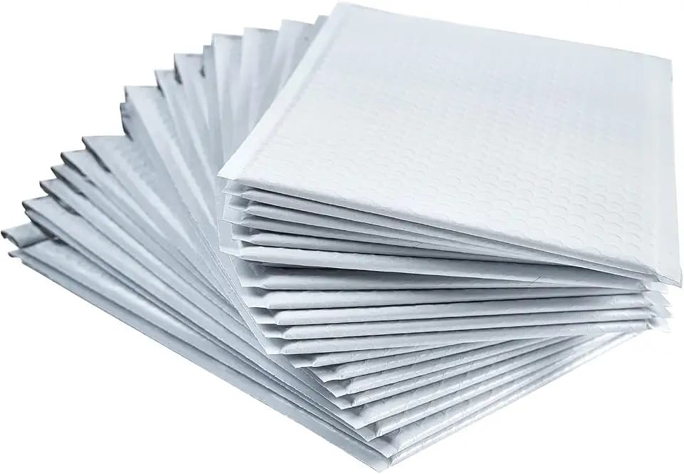 Progo #4 White Padded Bubble Lined Poly Mailer Bag for Shipping and Packing, Tear-proof, Water-resistant and Lightweight Envelopes, 9.5 x 13.5 inches, Postal Self-Seal Adhesive Opaque Bags. (10)