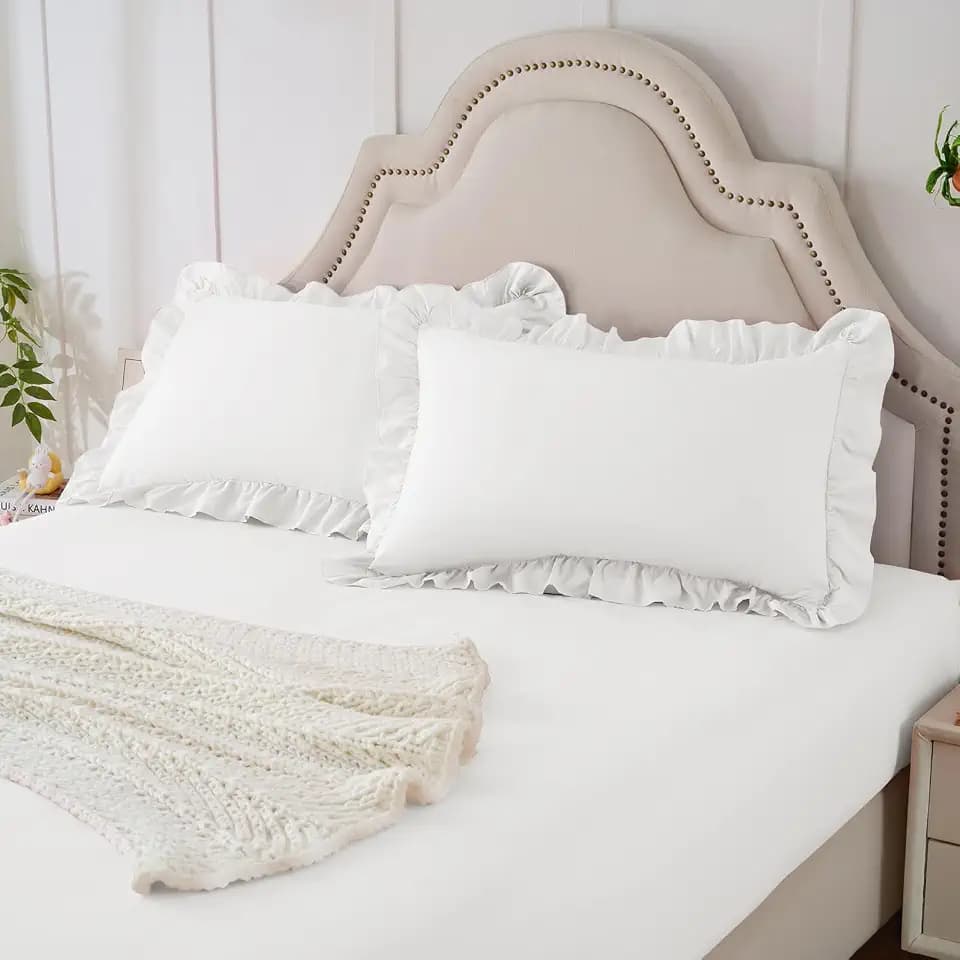 Homiest 3-Piece Ruffle Pillow Case & Fitted Sheet Set, White Queen