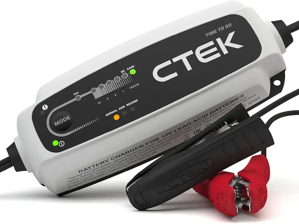 CTEK CT5 Time to Go Batterieladegerät 12V mit Countdown & Startanzeige