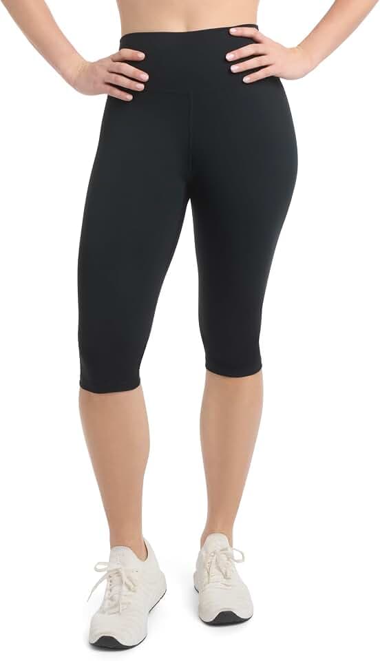 Danskin Women's Nylon Judo Capri Leggings
