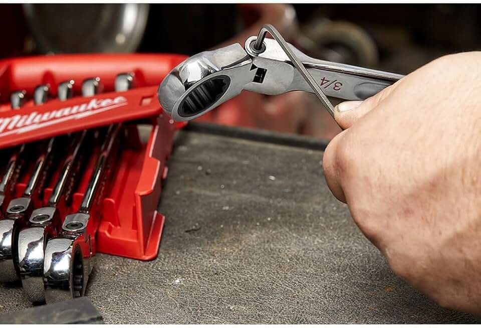 Milwaukee Electric - 1/2 Flex Head RATCHETING Combination Wrench