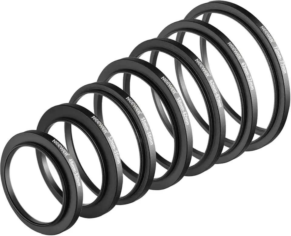 NEEWER 7PCS Step Up Rings Filter Adapter, 49-52mm, 52-55mm, 55-58mm, 58-62mm, 62-67mm, 67-72mm, 72-77mm Gewinde Premium Eloxiertes Aluminium Rahmen