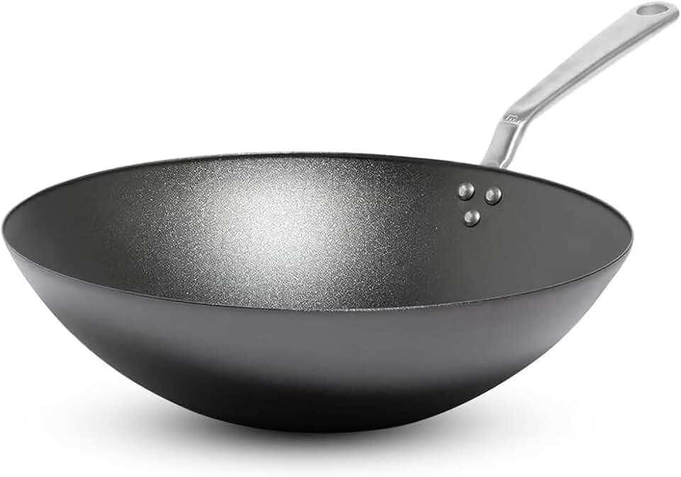 Made In Cookware - 13" Seasoned Carbon Steel Wok - Professional Cookware - Crafted in Sweden - Induction Compatible