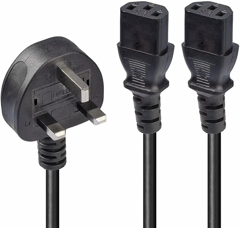 Lindy 2,5 m UK-Stecker auf 2 x IEC C13 Splitter-Verlängerungskabel, Schwarz
