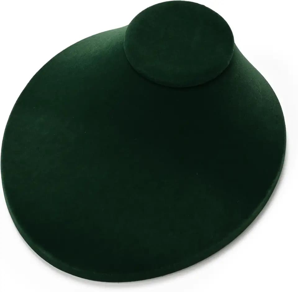 Oirlv Green Velvet Necklace Holder Bust Display Stand